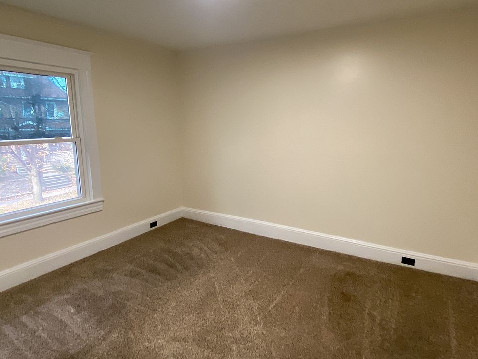 1st image of 359 Wright Ave