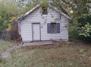 9027 Neff Rd, Mount Morris, MI 48458