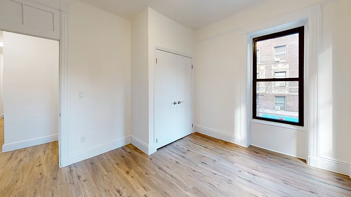Rented by Bond New York | media 9