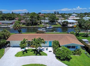 510 Key Royale Dr, Holmes Beach, FL 34217
