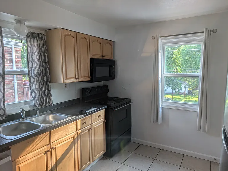 1205 N Florissant Rd — Photo 6