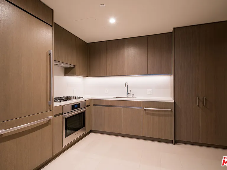 889 Francisco St #3310 — Photo 3