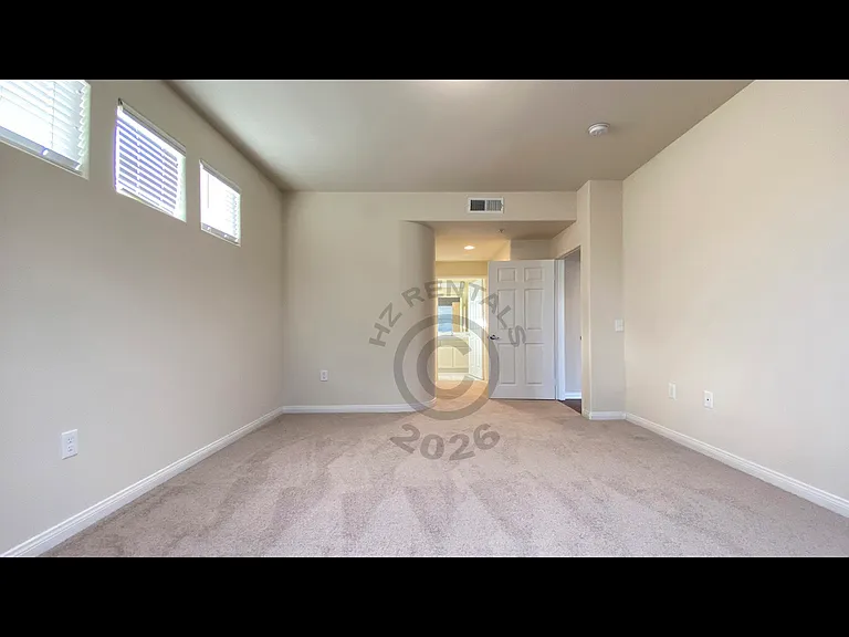 12140 Moorpark St #108 — Photo 9