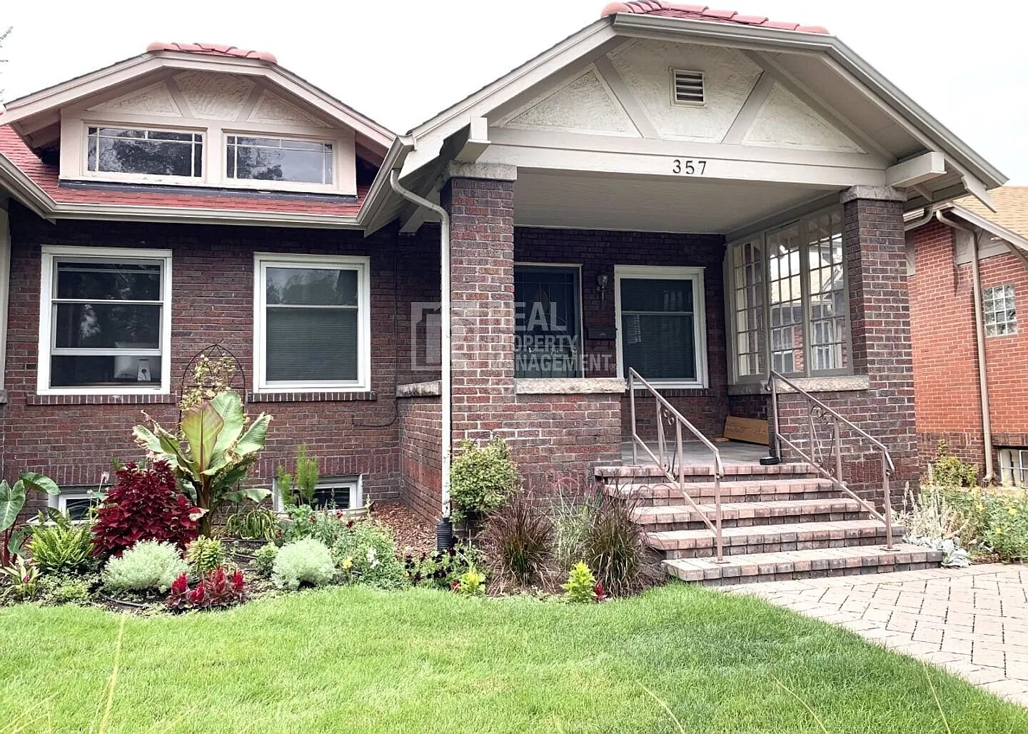 Beautiful 2-Bedroom, 2-Bath Duplex in Central Denver Near Cherry Creek & Wash Park — Photo 2