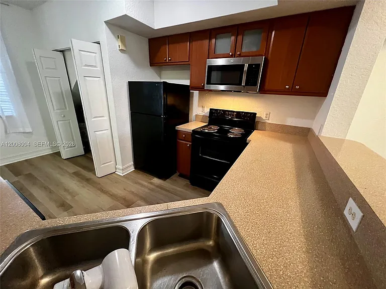771 SW 148th Ave #1305 — Photo 9