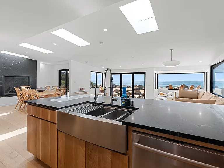 2988 Solimar Beach Dr — Photo 9