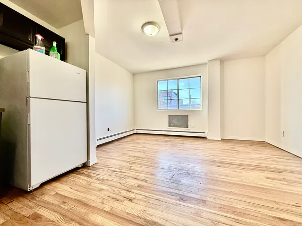 957 Utica Avenue image 1 of 5