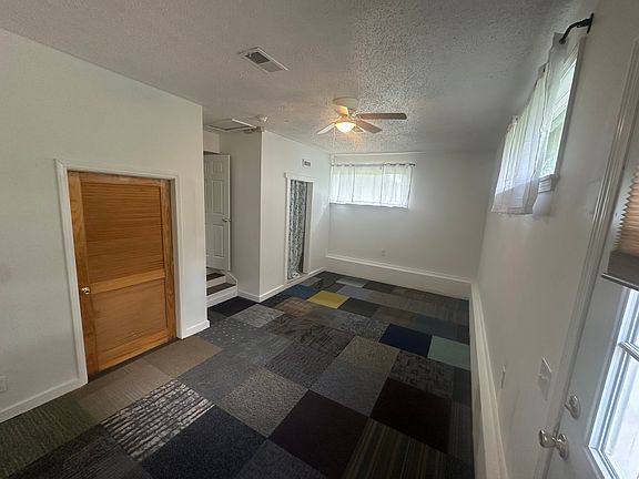 4th image of 107 Graeme Dr