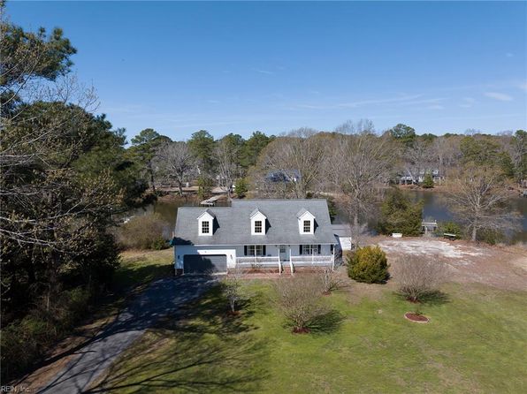 343 Oakley Pointe Ln, Mathews, VA 23109