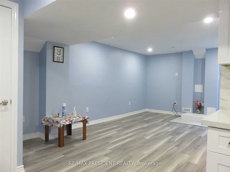 32 Ventura Ave #BASEMENT — Photo 6