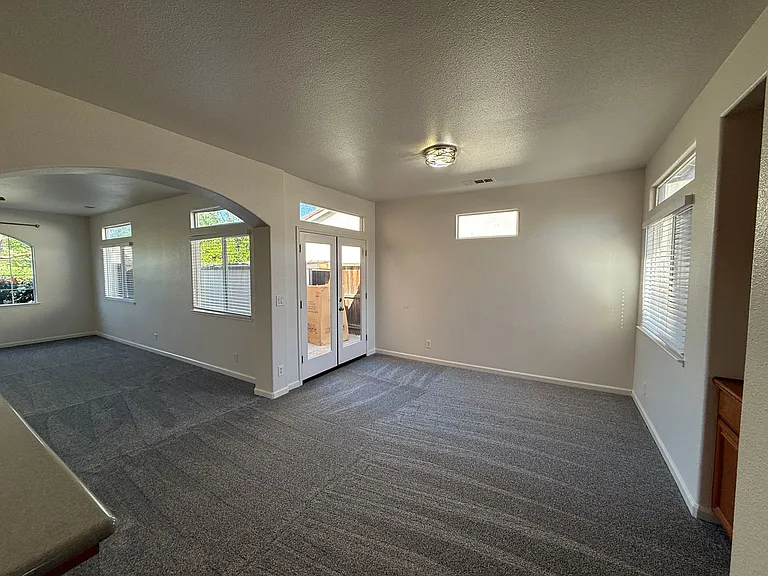 1836 Encina Ave — Photo 18