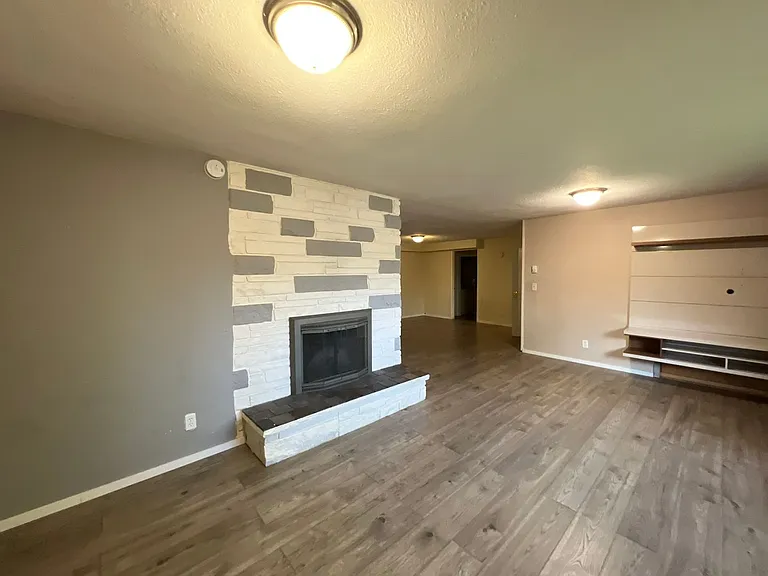 3355 Montebello Ave — Photo 28