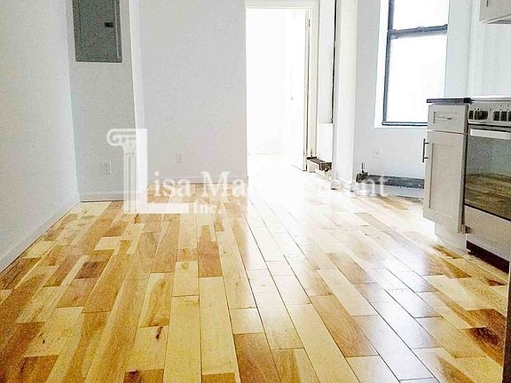 2nd image of 426 W 48th St #24