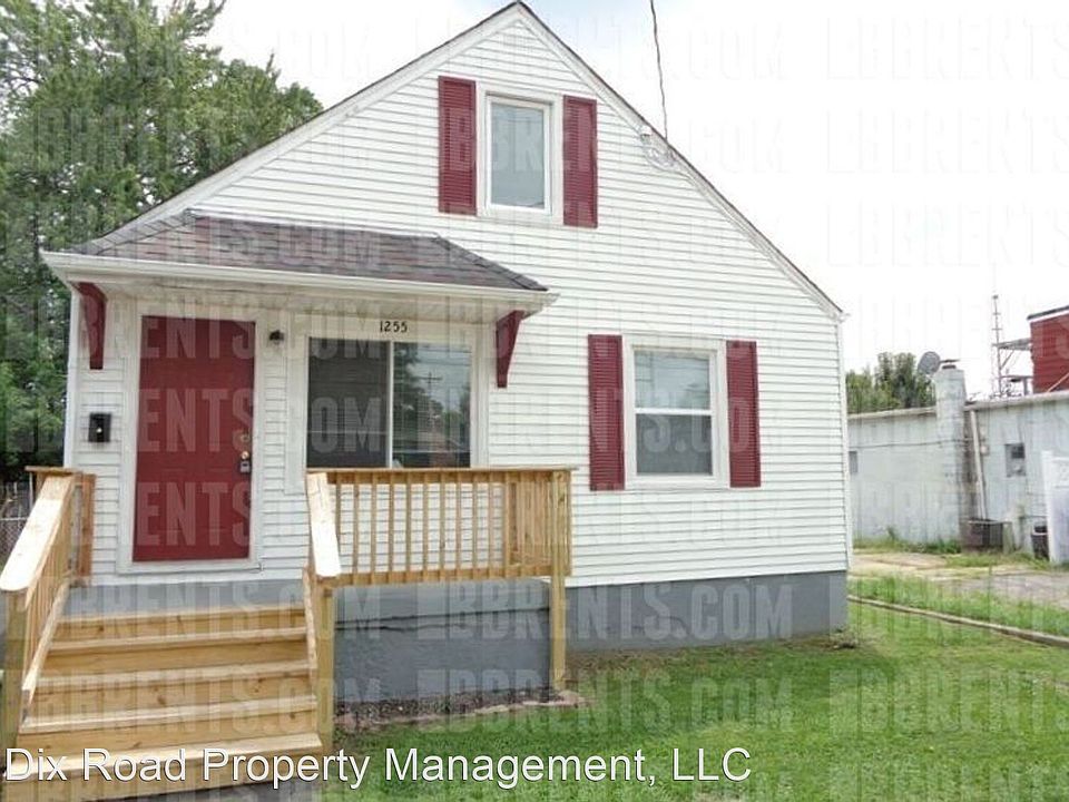 1st image of 1255 Hooven Ave