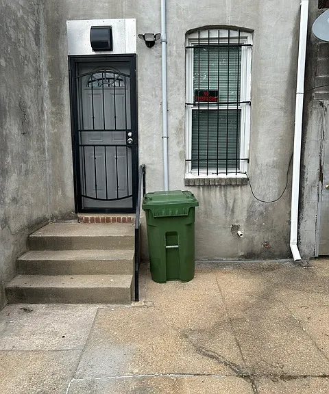 2317 E Federal St — Photo 23