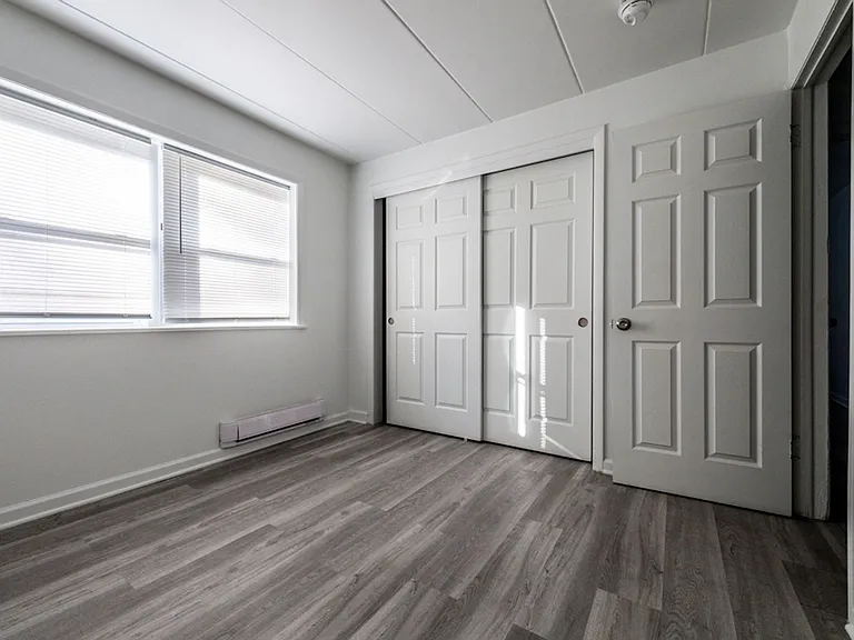 14538 S Cottage Grove — Photo 7