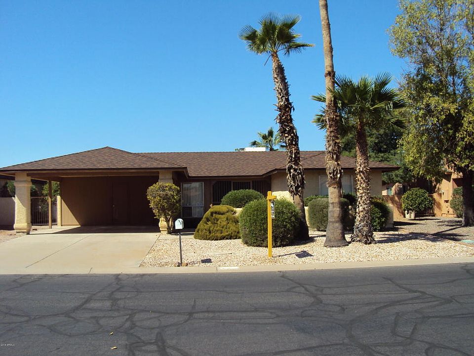 1st image of 26434 S Pinewood Dr