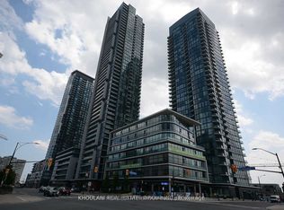 4070 Confederation Pkwy #902, Mississauga, ON