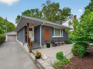 137 Rachael Ave, Ottawa, ON K1H6C5