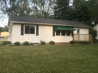 819 Jackson St, Eaton Rapids, MI 48827