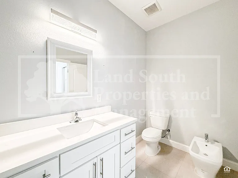 707 SE 4th St — Photo 20