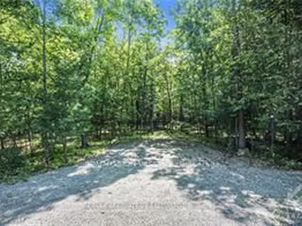6 Rock Forest Rd, Ottawa, ON K0A 1T0