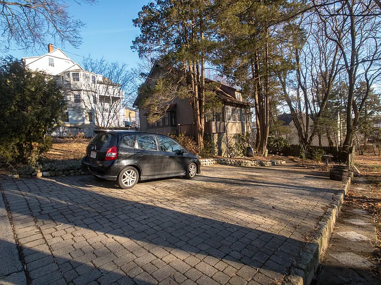 45 Irving St #2 — Photo 10