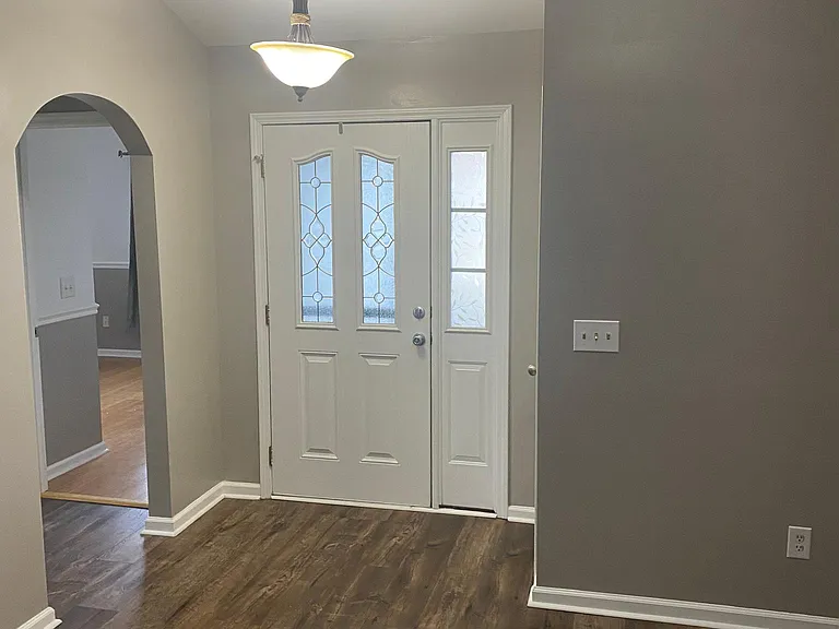 7362 Guinevere Cir — Photo 3
