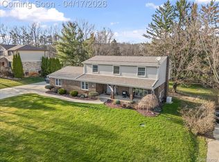 69534 Brookhill Dr, Romeo, MI 48065