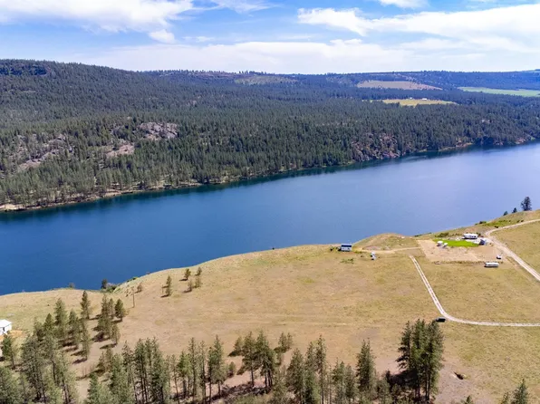 7295 Highway 291 Hwy #X, Tumtum, WA 99034