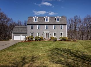10 Indian Ridge Rd, Holliston, MA 01746