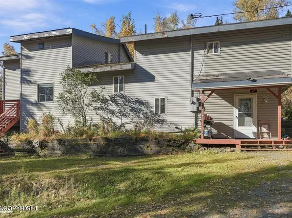 7431 W Golden Dr, Wasilla, AK 99623