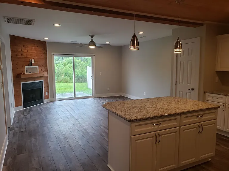 182 Pine Hollow Rd — Photo 4
