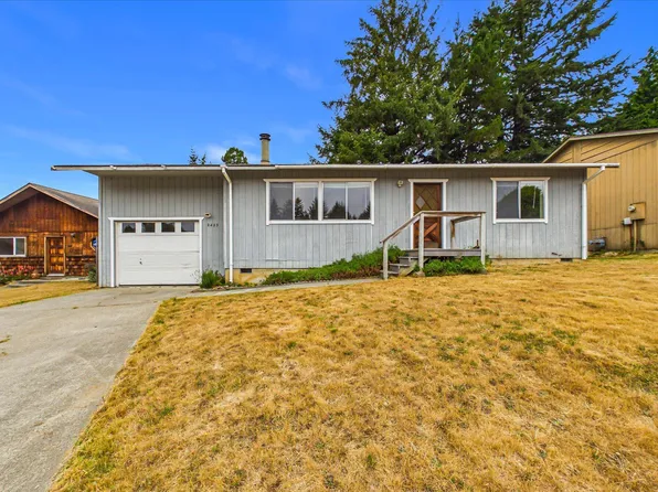 2423 Travis Ct, McKinleyville, CA 95519