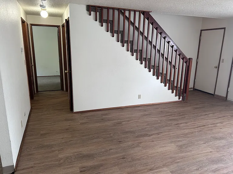 970 SW 178th Pl — Photo 5