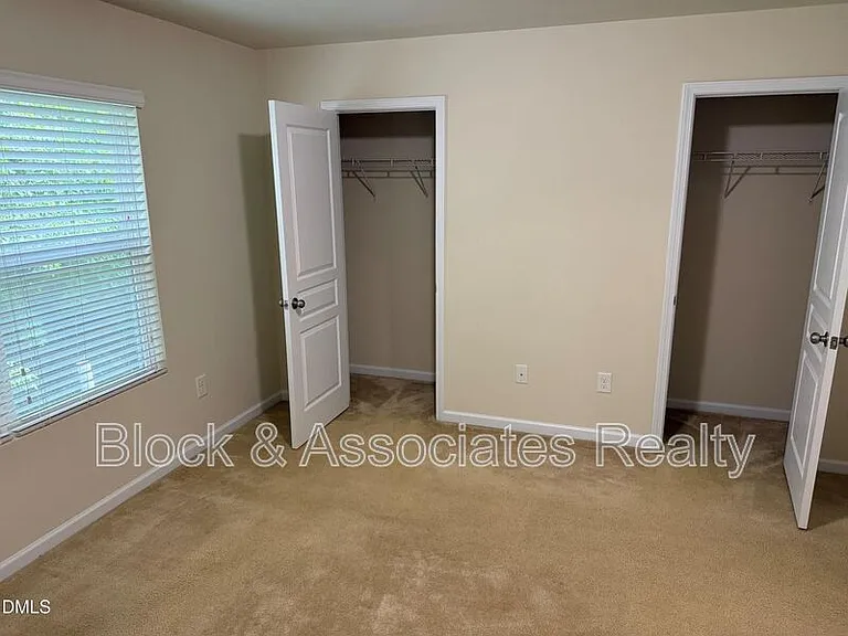 8527 Quarton Dr — Photo 13