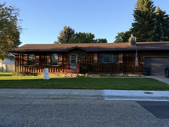 1565 Parkwood Cir, Idaho Falls, ID 83401