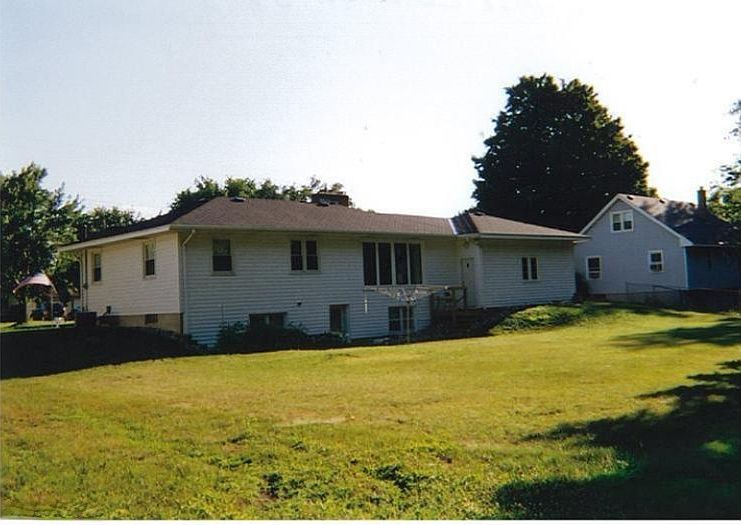 2nd image of 1488 Beechwood Dr SW