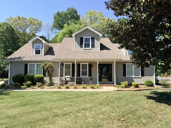 3424 Clearwater Dr, Clarksville, TN 37042