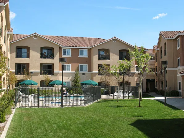 Vintage Zinfandel Senior Apartments | Affordable Apartments 55+