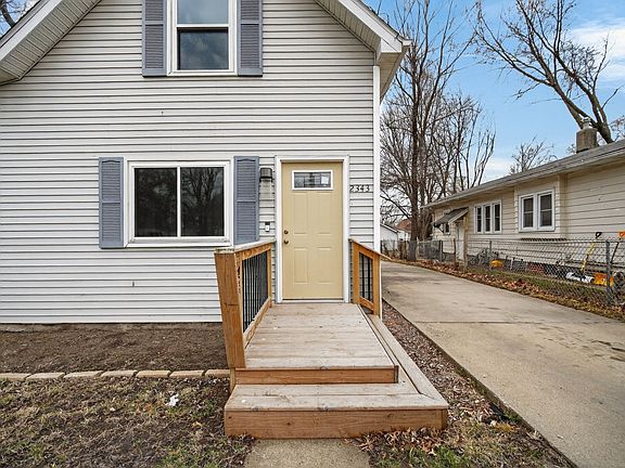 2nd image of 2343 E Grand Ave