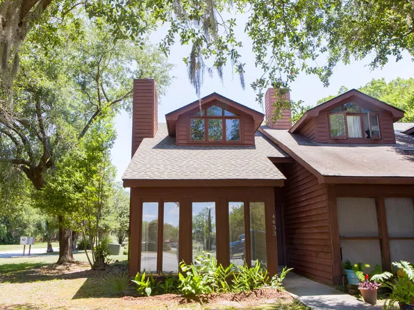 4433 Great Oak Dr, North Charleston, SC 29418