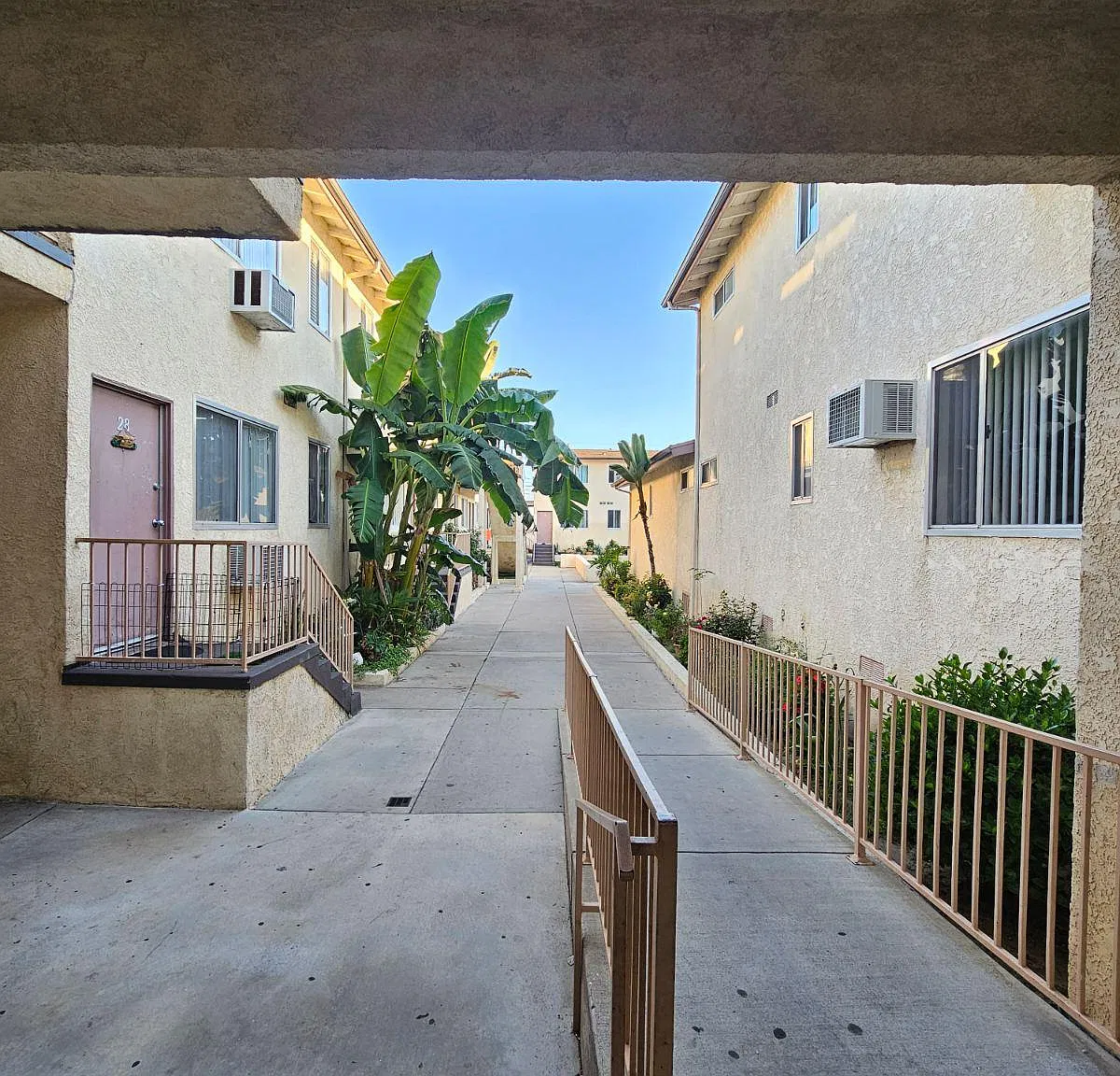 14664 Roscoe Blvd — Photo 4