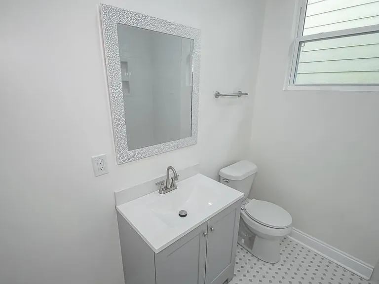 631 S Pierce St — Photo 10