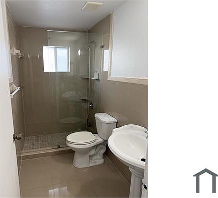 4th image of 2931 NW 55th St