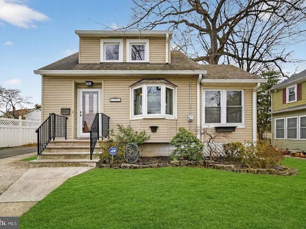 18 Eggers St, East Brunswick, NJ 08816