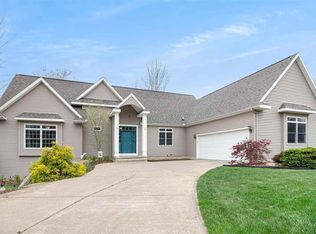 1147 Lexington Blvd, Jackson, MI 49201