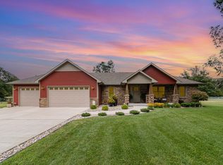 52 Sharon Dr, Wheatfield, IN 46392