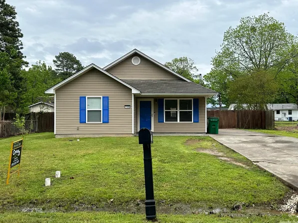 1105 West St, White Hall, AR 71602