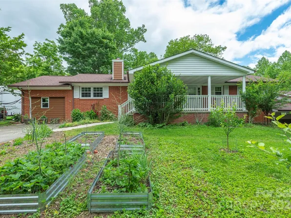 109 Dilling Ave, Black Mountain, NC 28711